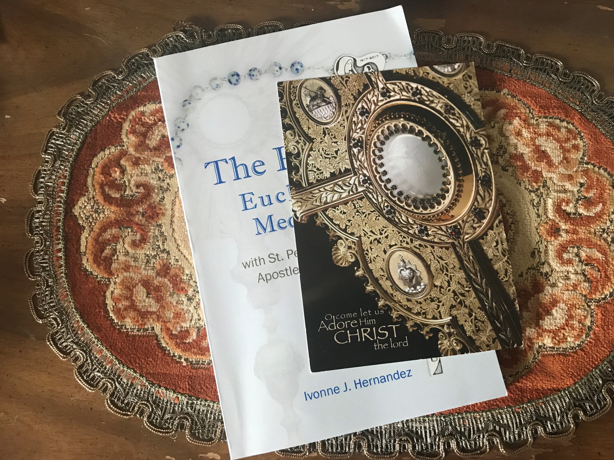 The Rosary: Eucharistic Meditations